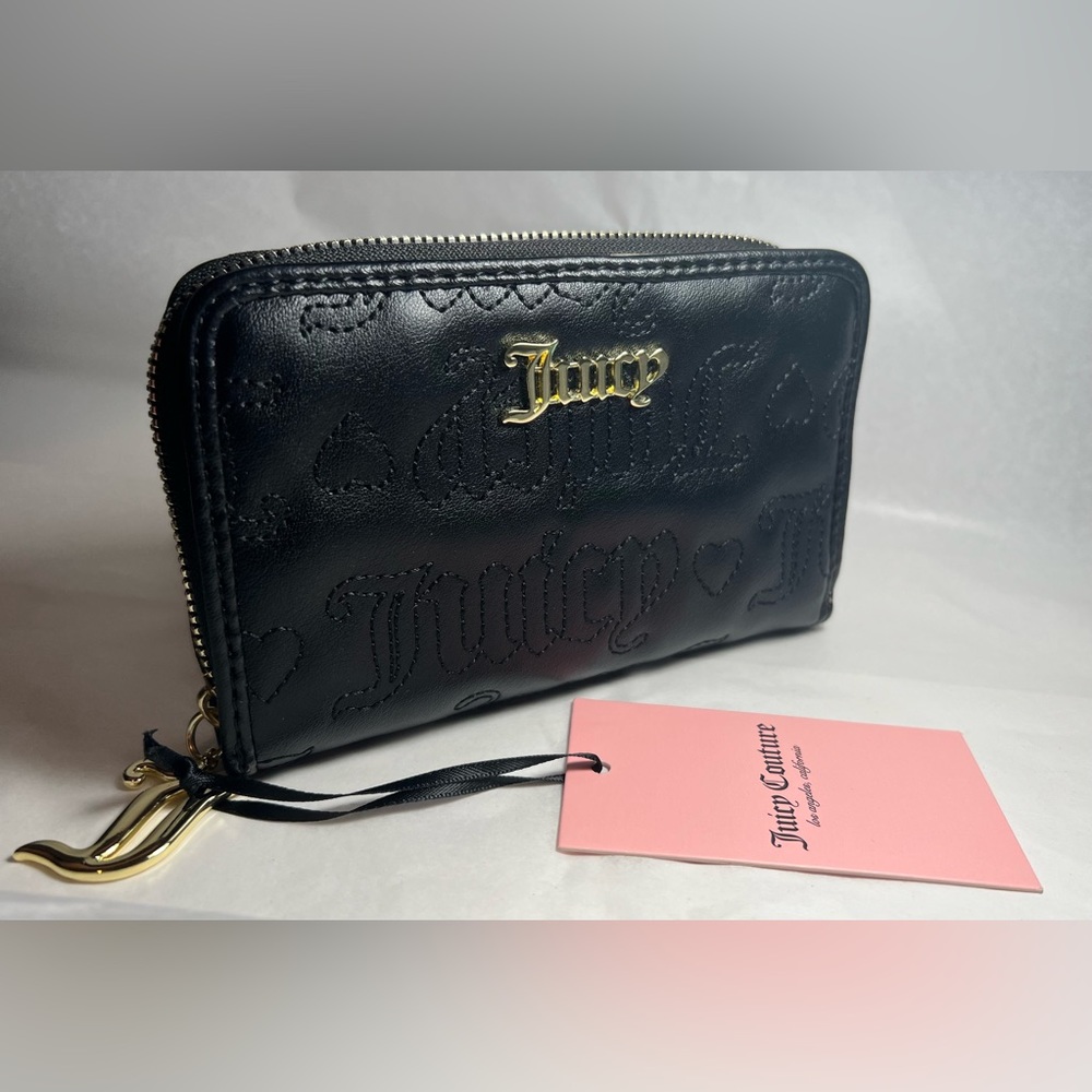 Juicy Couture Black Quilted Bifold Wallet ♥️